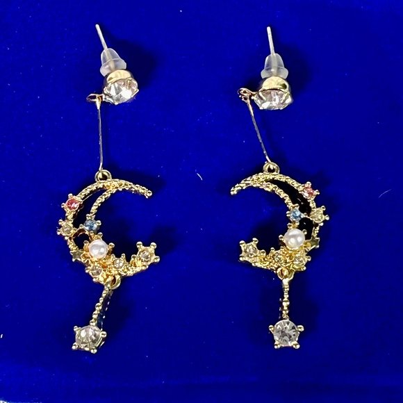 NWOT Celestial Moon & Star Crystal & Pearl Dangle Earrings Gold Finished S925 - Picture 2 of 6